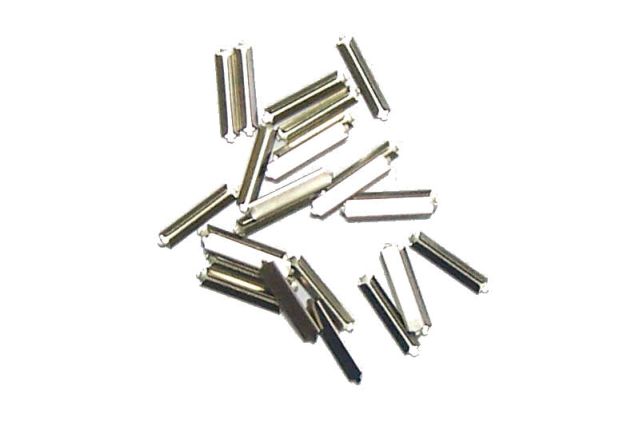 Shiny nickel silver rail joiners (25pcs)<br /><a href='images/pictures/Tillig/86102.jpg' target='_blank'>Full size image</a>